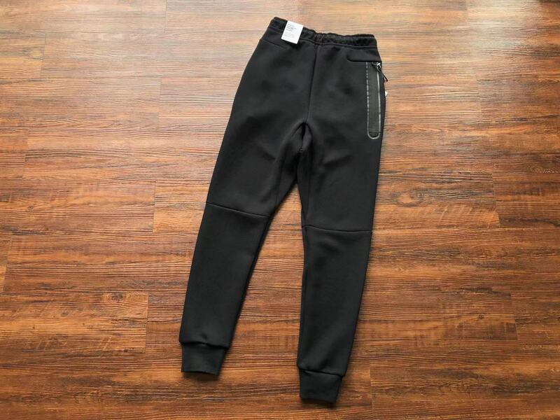 Calça Nike Tech Fleece Preta