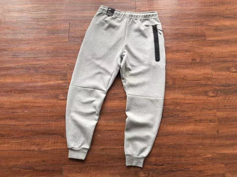 Calça Nike Tech Fleece Cinza