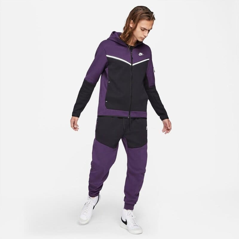 Conjunto Nike Tech Fleece Grand Purple