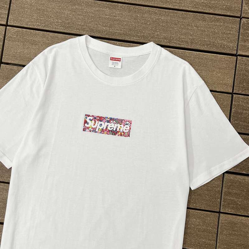 Camiseta Supreme x Takashi Murakami