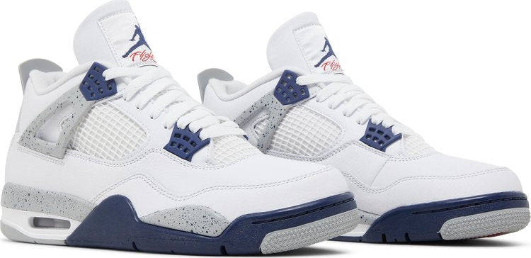 Nike Air Jordan 4 Retro 'Midnight Navy'