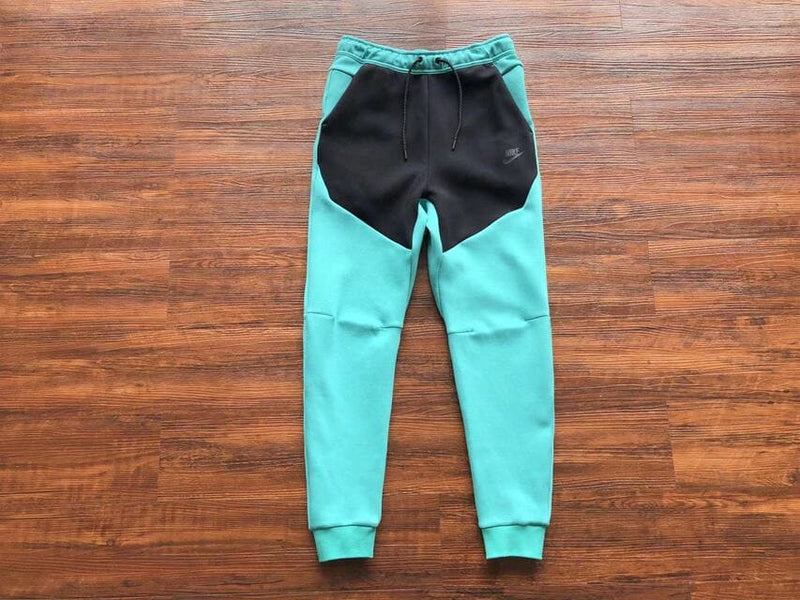 Conjunto Nike Tech Fleece Turquoise